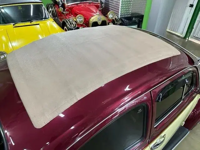 Teto solar do Fusca visto de cima